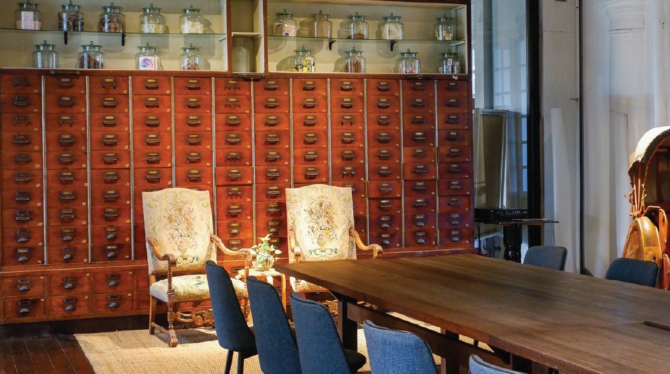 medicine-roome-banner